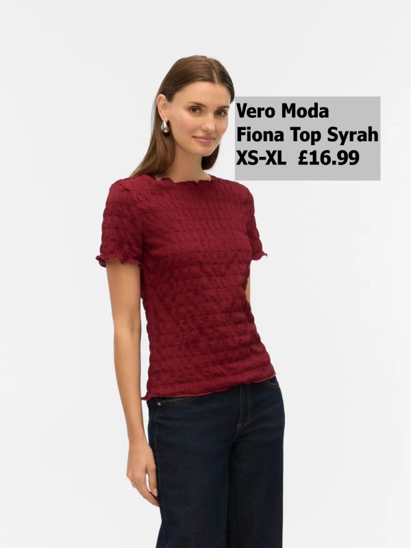 10337090 Fiona SS Top Syrah XS XL £16.99 Model 1