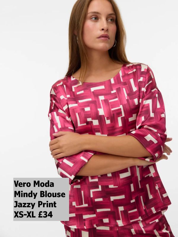 10340587 Mindy Blouse XS XL £34 Model 1