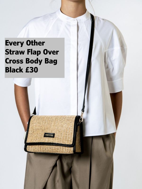 12110-Straw-Flap-Over-cross-body-bag-black-30