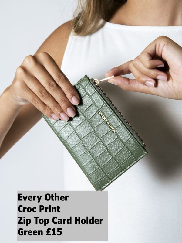 12127-Croc-print-sip-top-card-holder-15-green