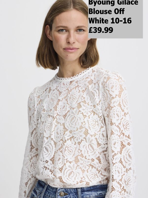 20816704 Gilace Blouse Off White 10 16 £39.99 Model 1