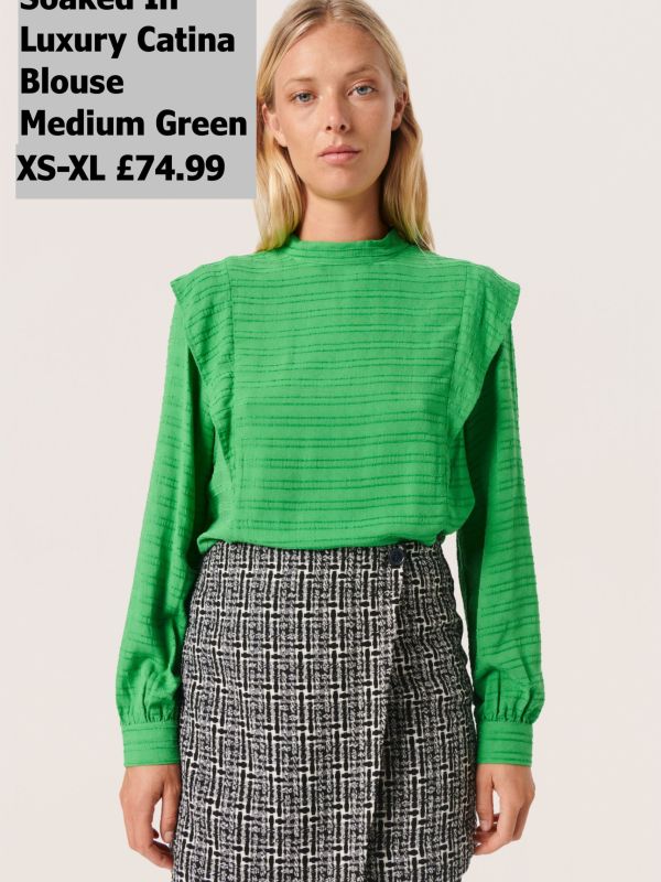 30407209 Catina Blouse Medium Green Xs XL £74.99 Model 2