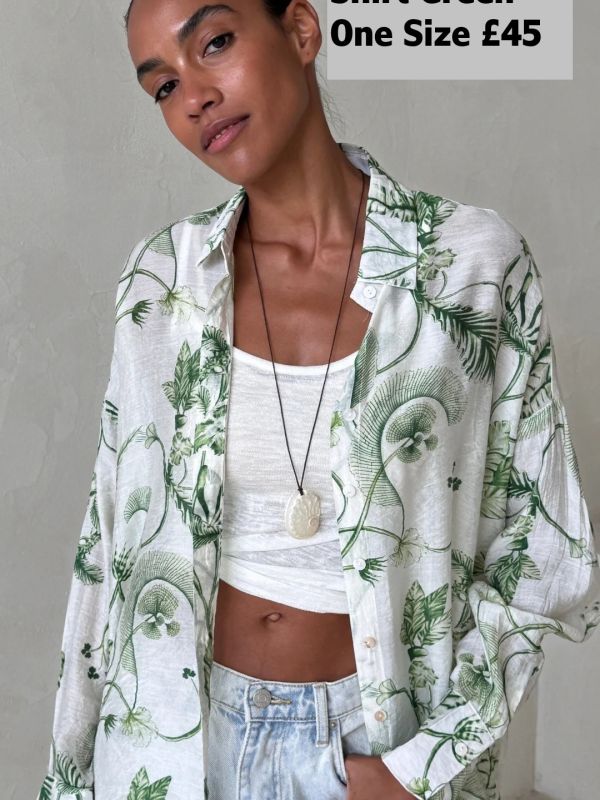 Maxine Shirt Green Print One Size £45 Model 1