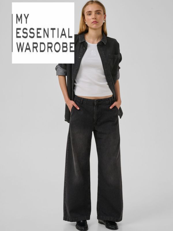 My Essential Wardrobe